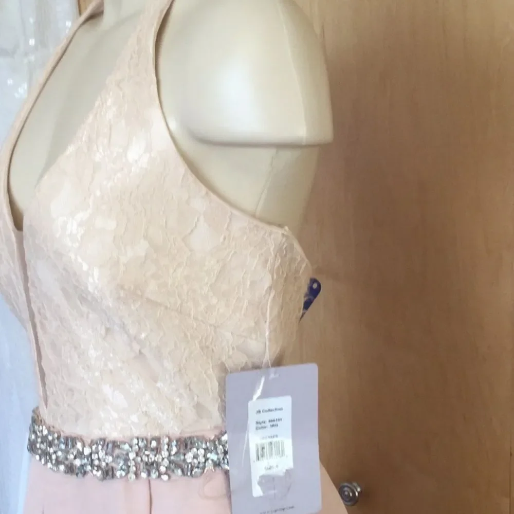 Halter dress with packets - Picture 4 of 8